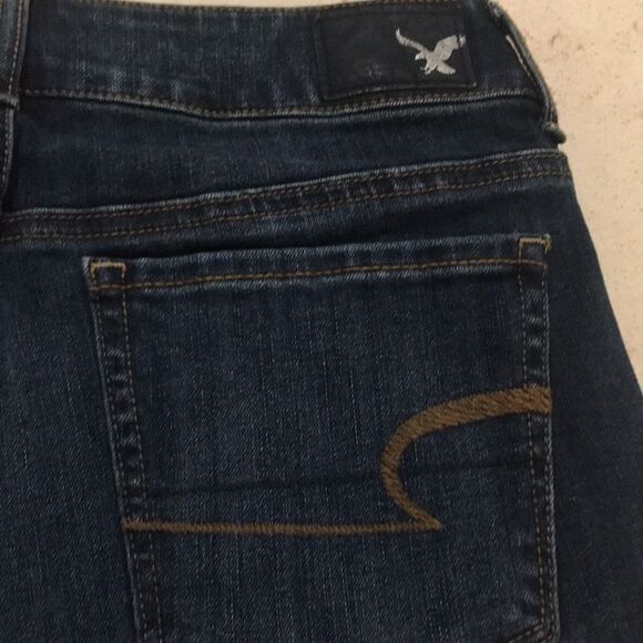 American Eagle shortie fray jean shorts SZ 2 - Picture 8 of 8